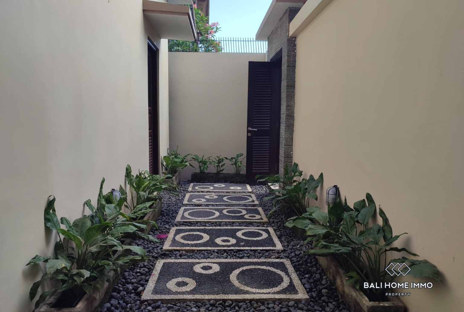 3 Bedroom Villa For Yearly Rental in Berawa view 19