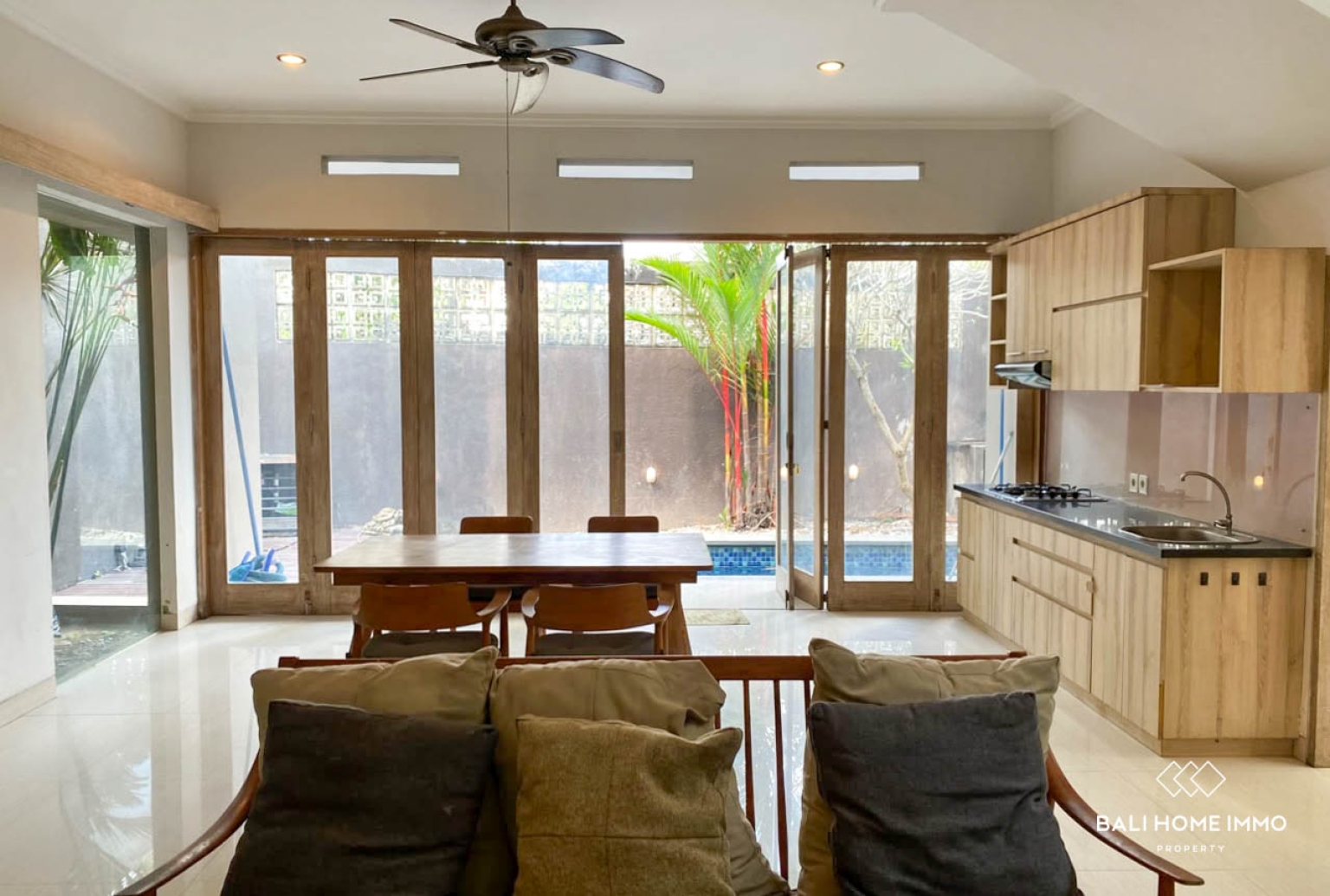 3 BEDROOM VILLA IN SEMINYAK FOR SALE FREEHOLD IN SEMINYAK view 3