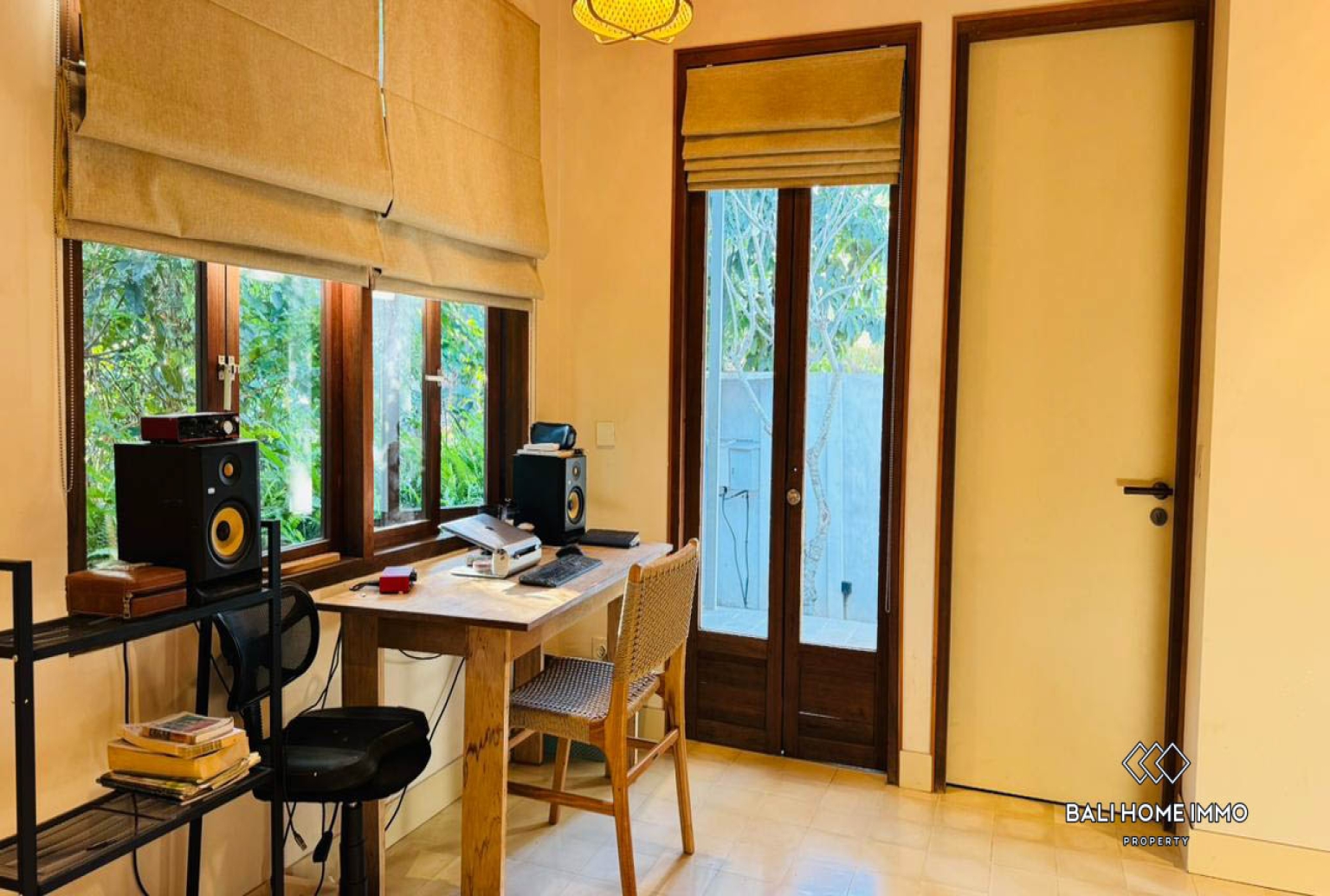 3 bedroom villa with garden and jungle view for sale and rent in mas ubud view 10