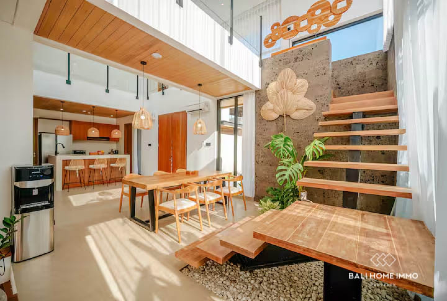3-Bedroom Villa with Private Pool & Gym for Yearly Rental near Tanah Lot view 4