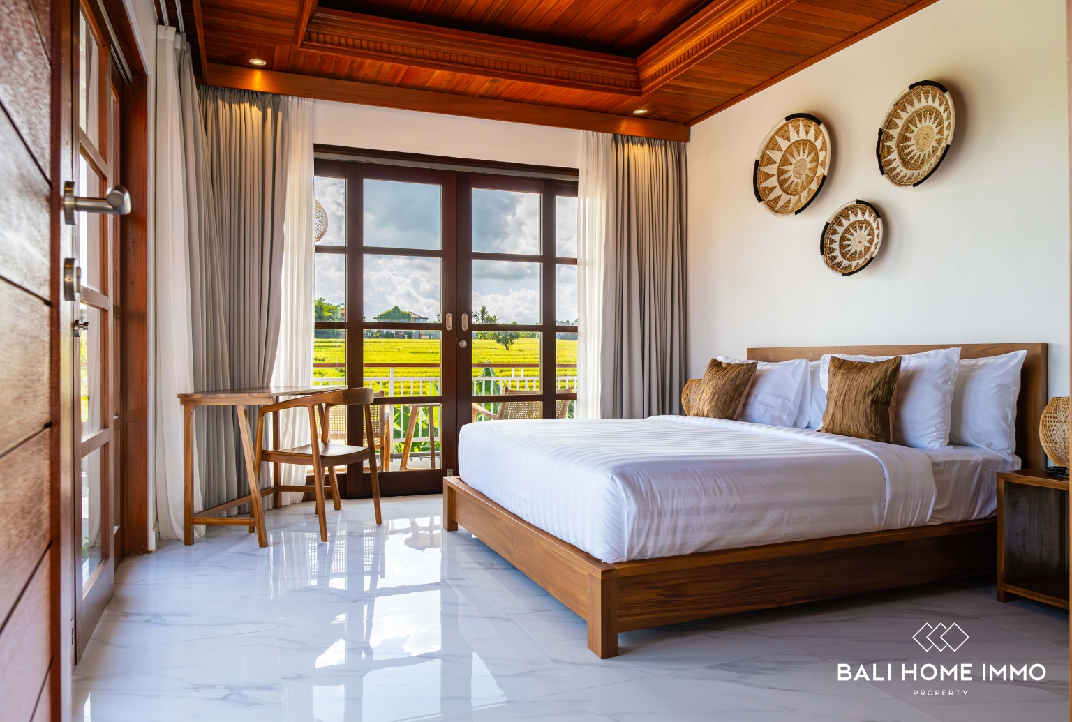Villa de 3 chambres avec vue sur les rizières à louer à nord Canggu view 14