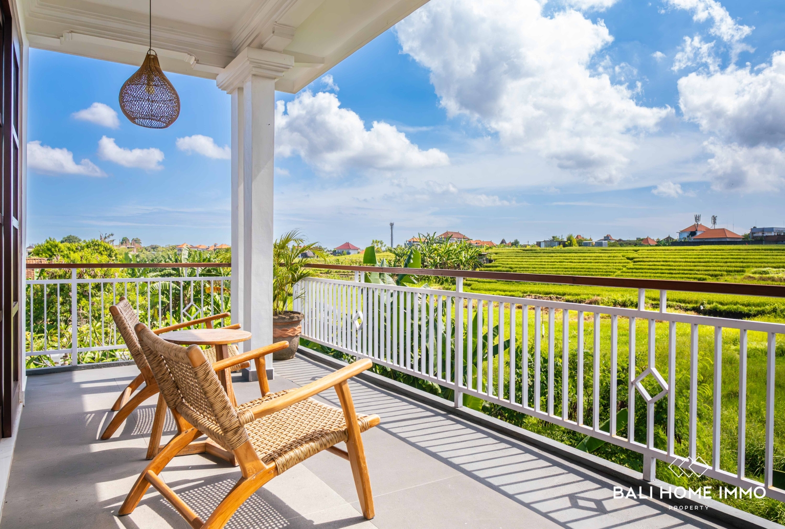 Villa de 3 chambres avec vue sur les rizières à louer à nord Canggu view 21