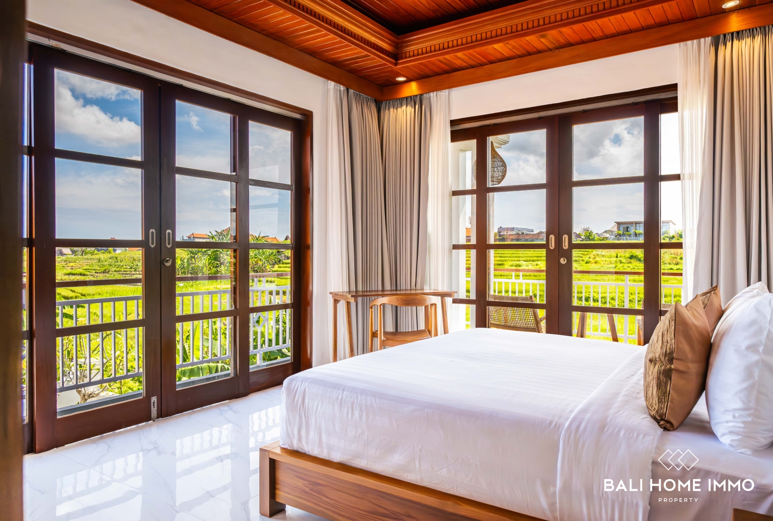 Villa de 3 chambres avec vue sur les rizières à louer à nord Canggu view 15