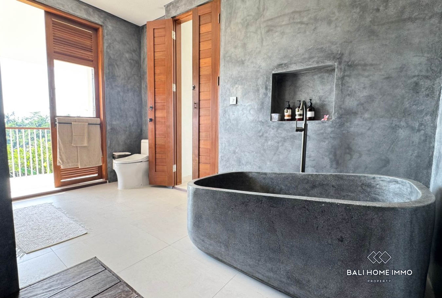 3 Bedroom Villa with Rice Field Views For Rent in Ubud view 11