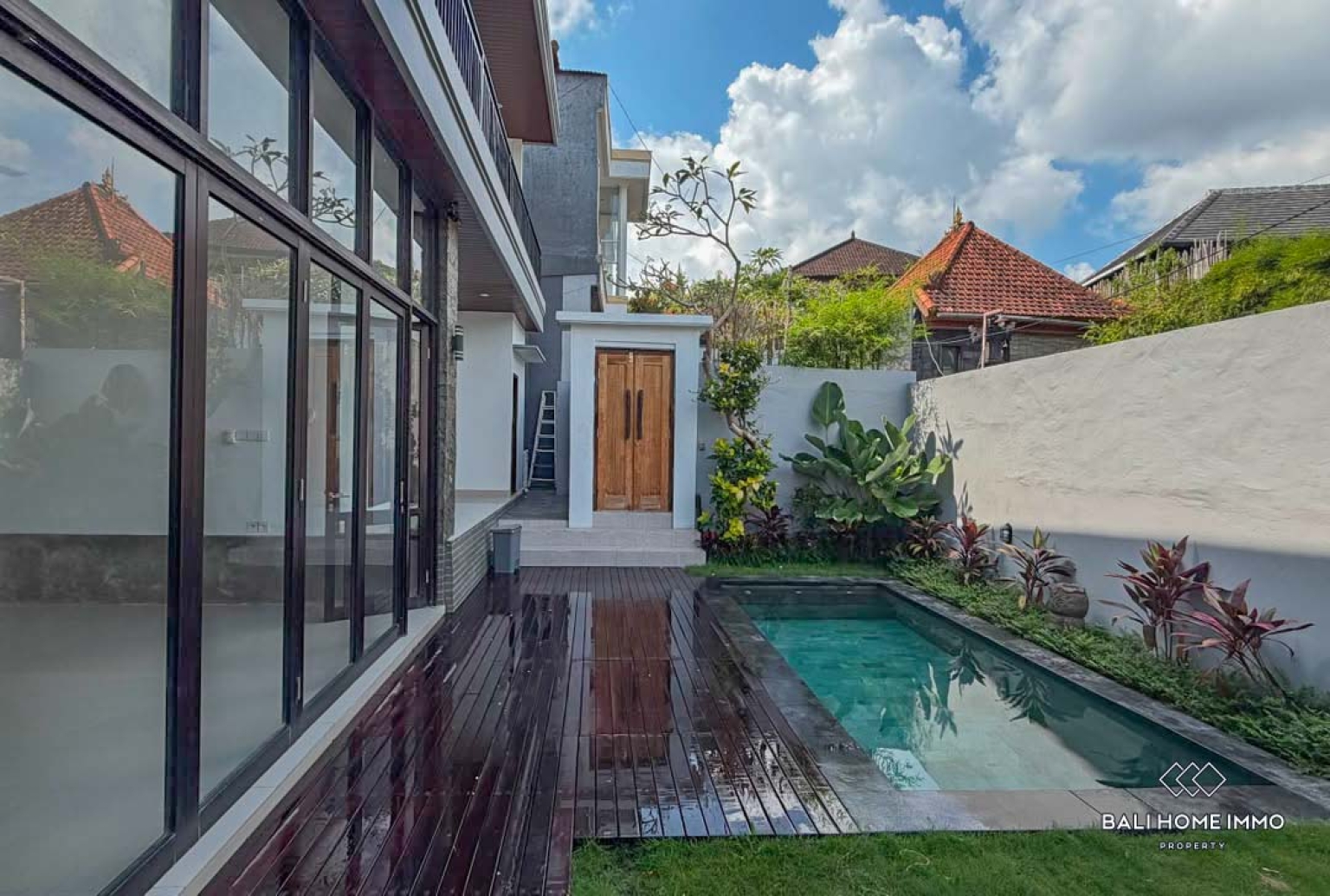 3 Bedrooms family villa for long term rental in Bali Pererenan Tumbak Bayuh view 17