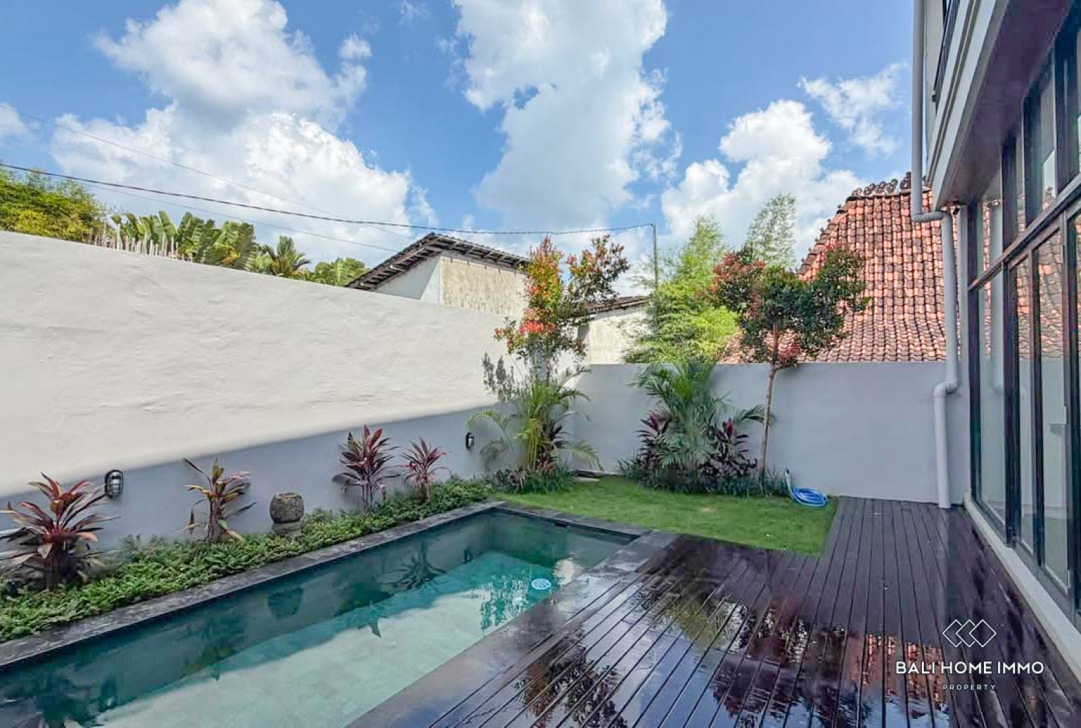 3 Bedrooms family villa for long term rental in Bali Pererenan Tumbak Bayuh view 15