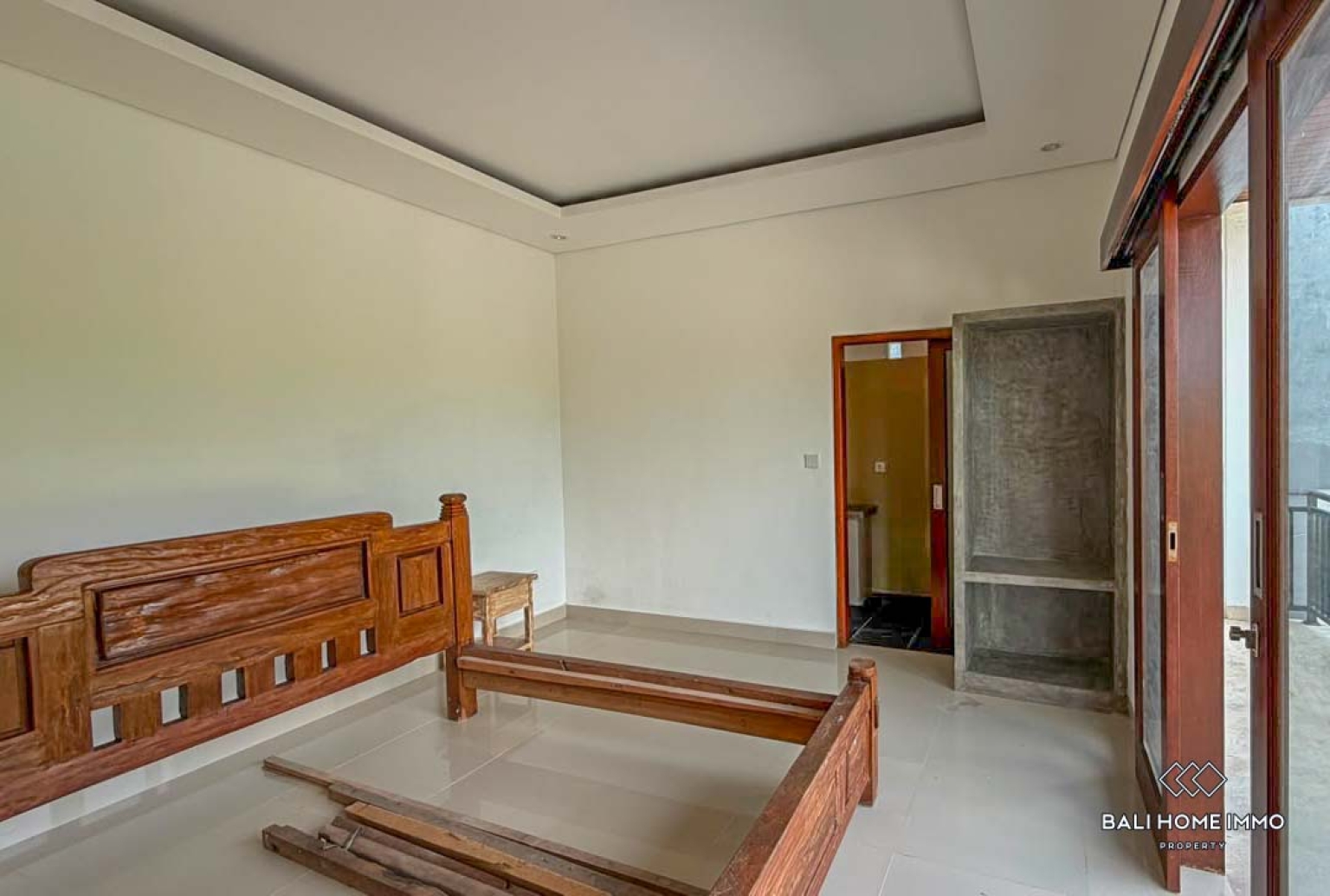 3 Bedrooms family villa for long term rental in Bali Pererenan Tumbak Bayuh view 9