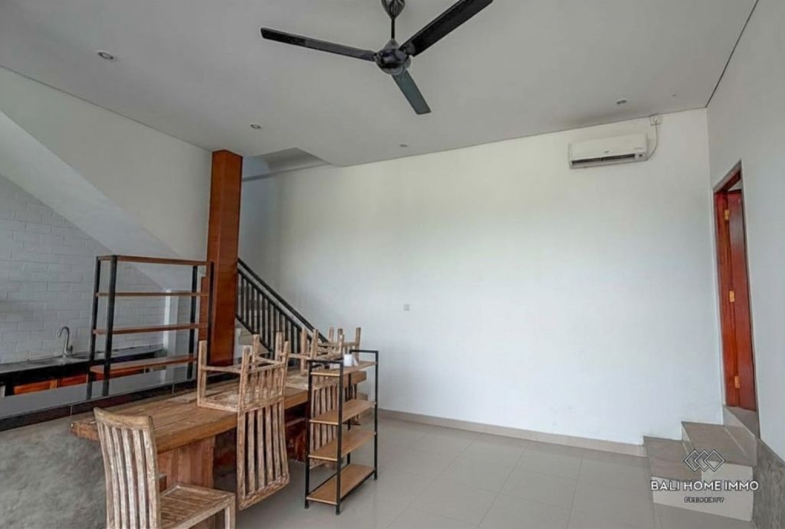 3 Bedrooms family villa for long term rental in Bali Pererenan Tumbak Bayuh view 4