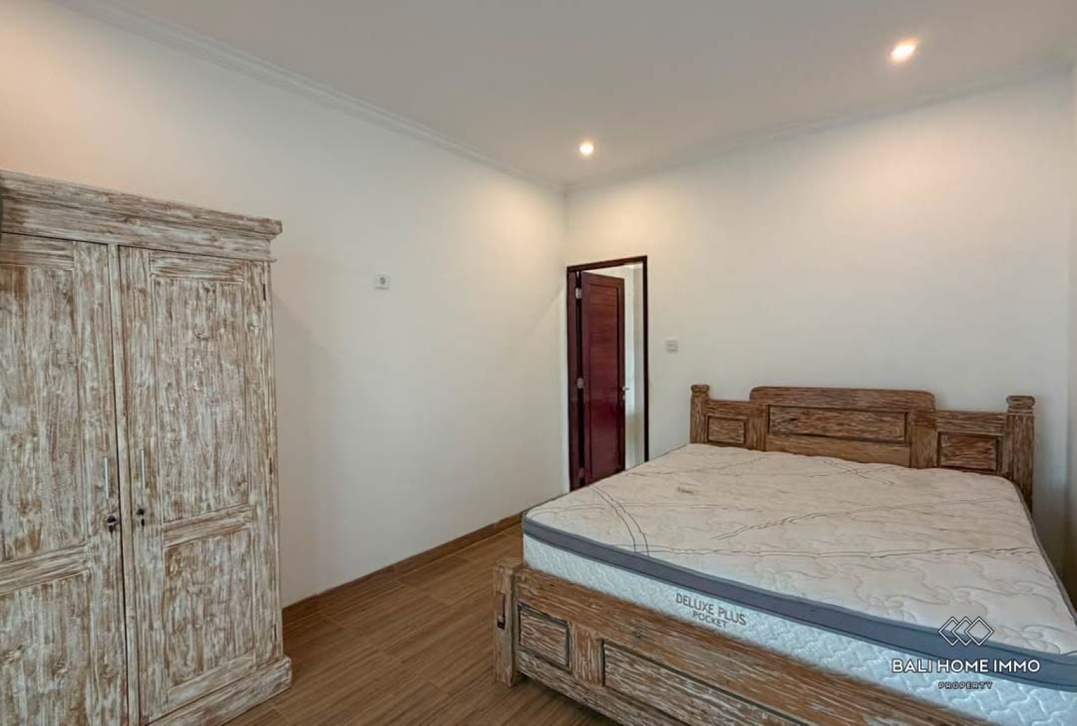 Villa familiale de 3 chambres à louer à long terme à Bali, Pererenan Tumbak Bayuh view 8