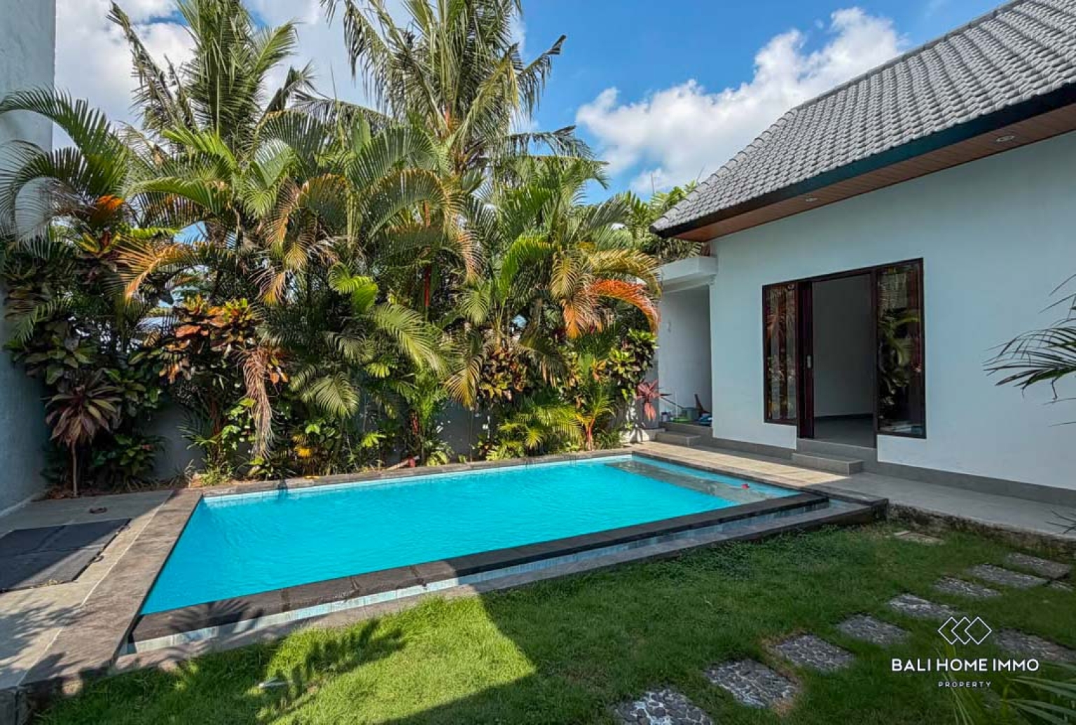 Villa familiale de 3 chambres à louer à long terme à Bali, Pererenan Tumbak Bayuh view 17