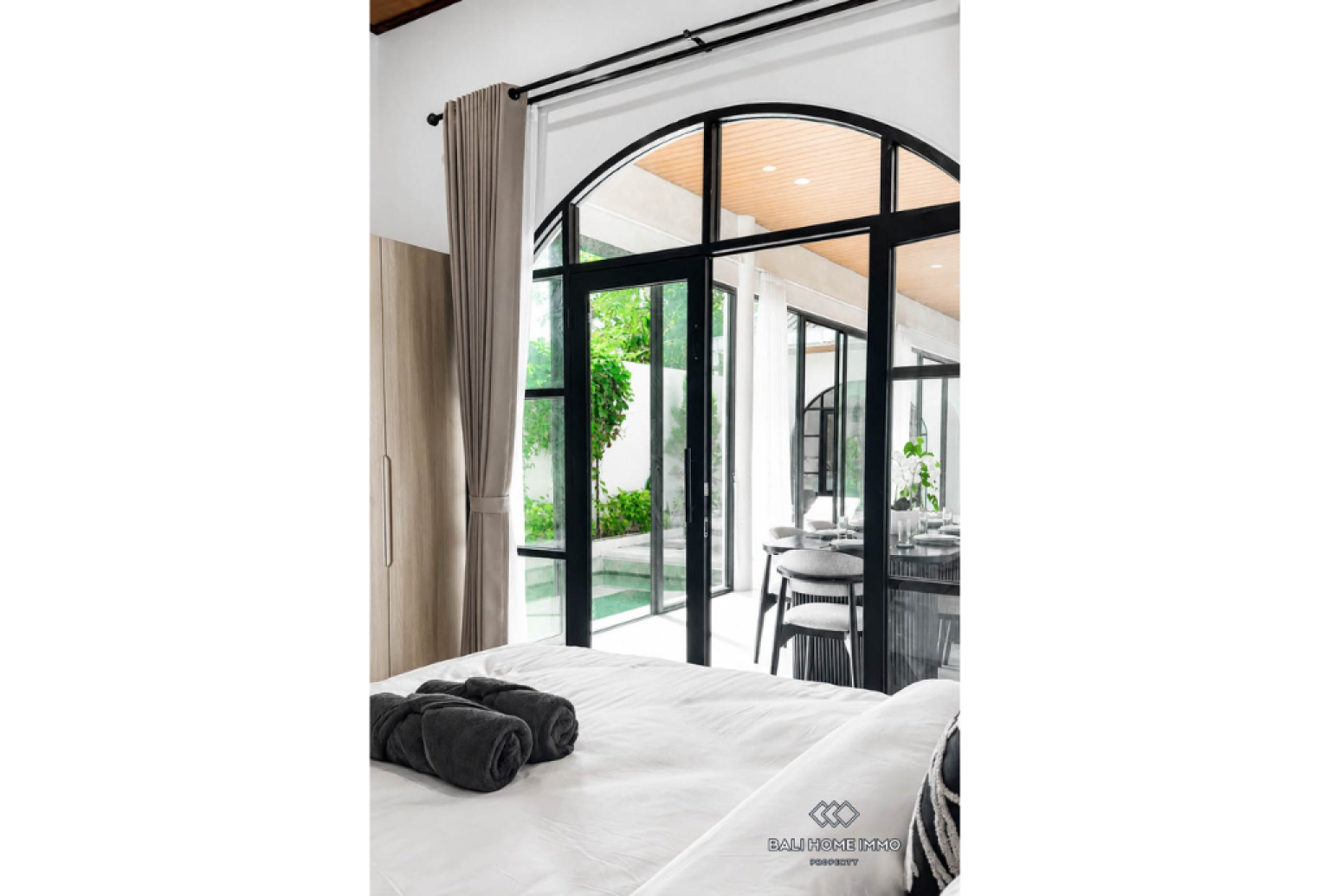 3 BEDROOMS VILLA FOR SALE IN BALI JIMBARAN view 13