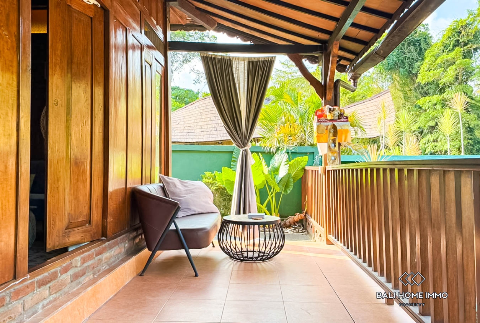 3 BEDROOMS VILLA WITH RIVER VIEW IN SUKAWATI view 17