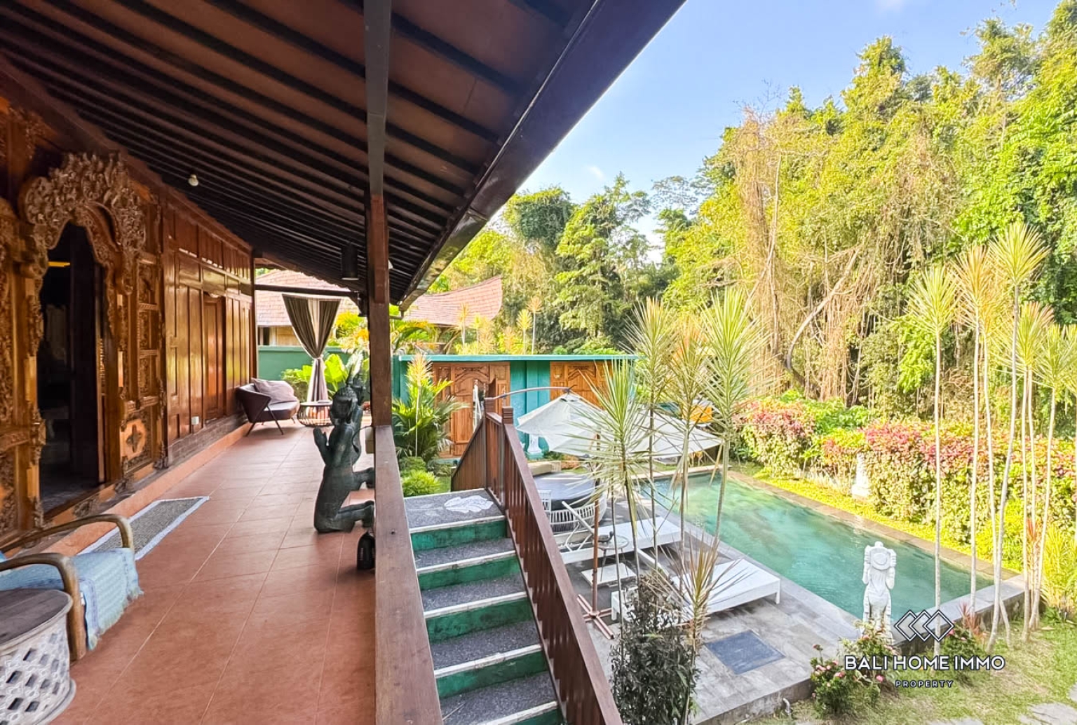 3 BEDROOMS VILLA WITH RIVER VIEW IN SUKAWATI view 18