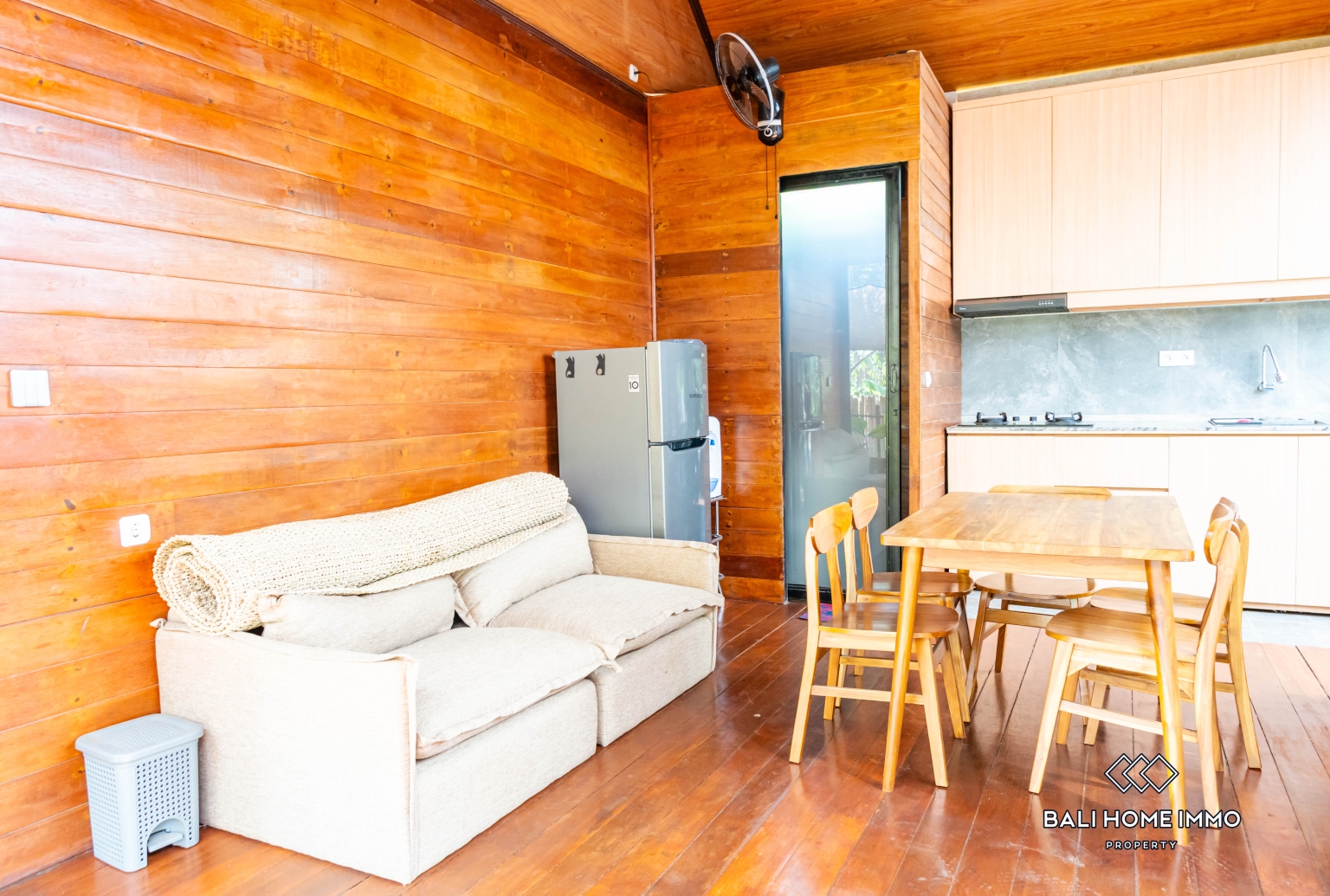 3 Bedrooms Wooden Villa For Sale and Rental near Green School view 3