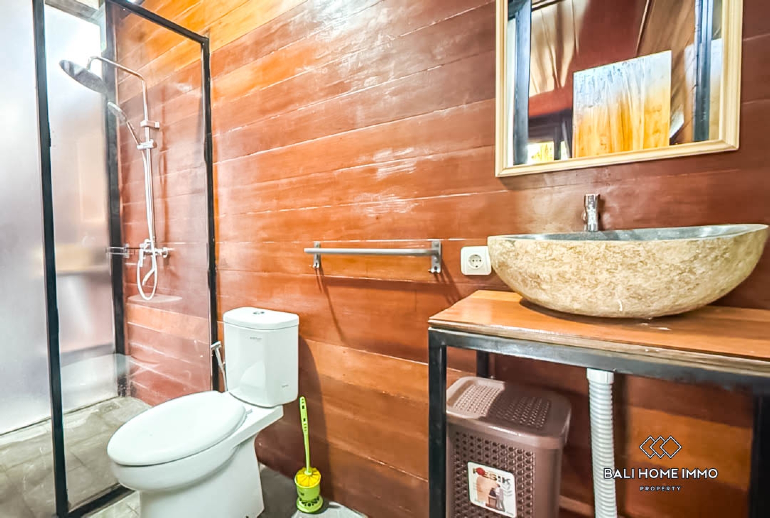3 Bedrooms Wooden Villa For Sale and Rental near Green School view 15
