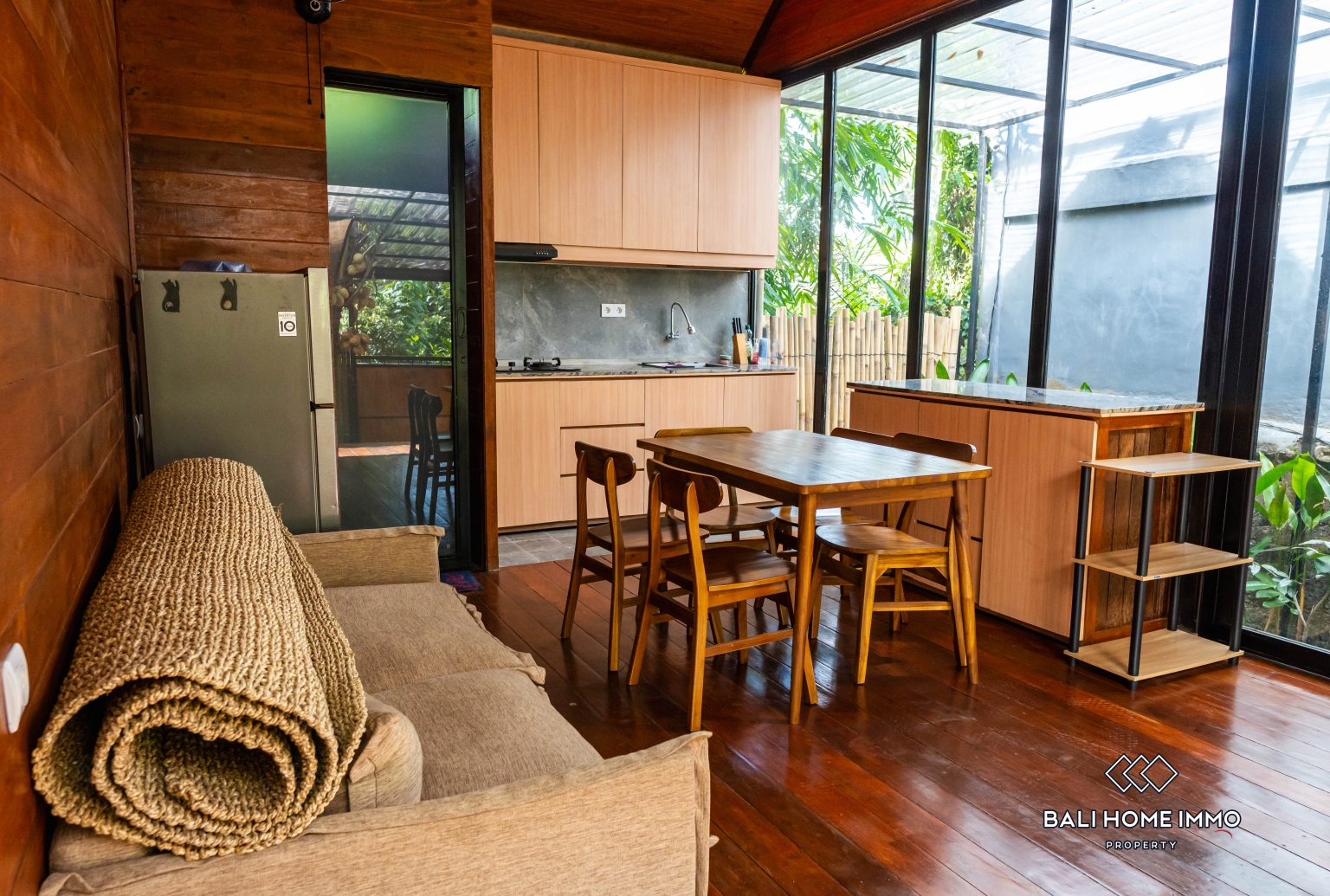 3 Bedrooms Wooden Villa For Sale and Rental near Green School view 5