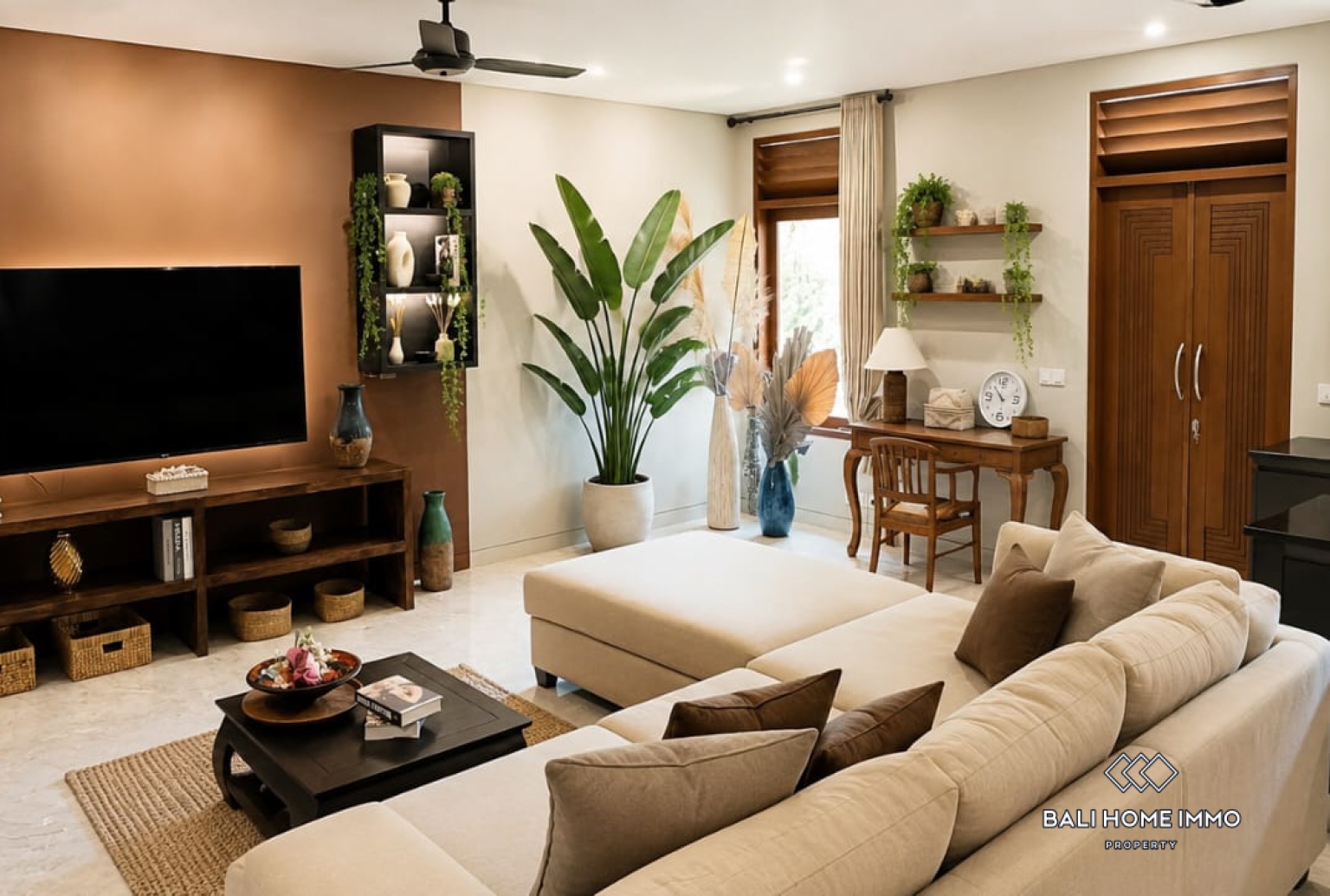 3 units villa with total 7 bedroom for sale and rental in Bali Pererenan view 4