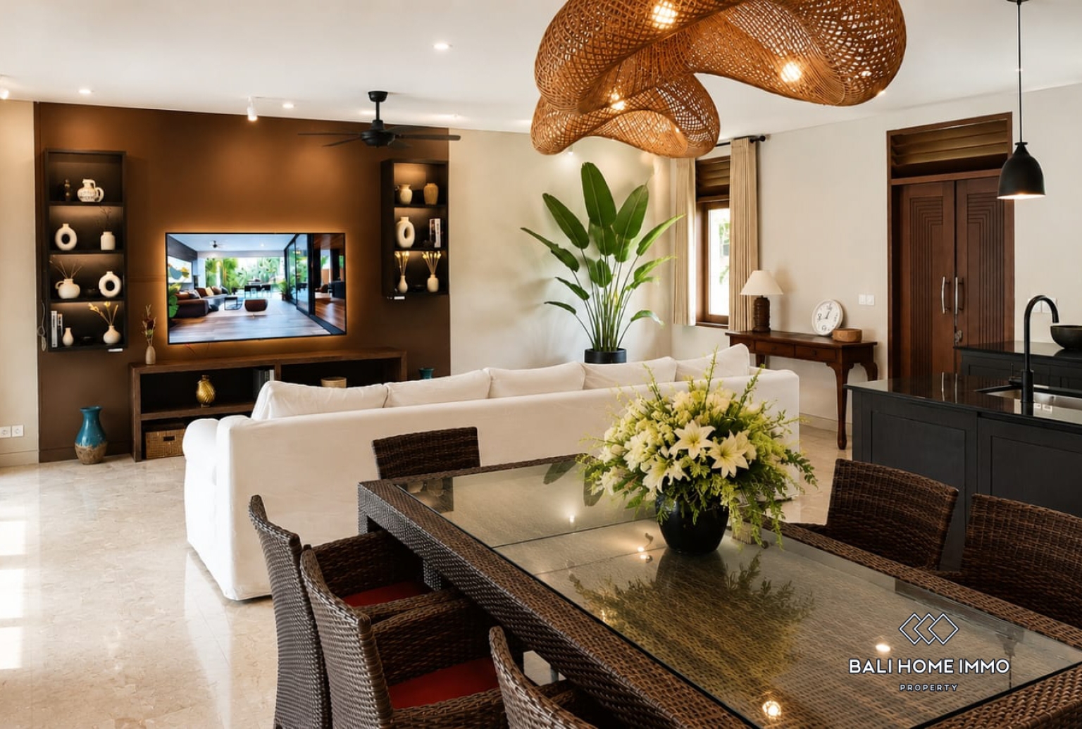 3 units villa with total 7 bedroom for sale and rental in Bali Pererenan view 8
