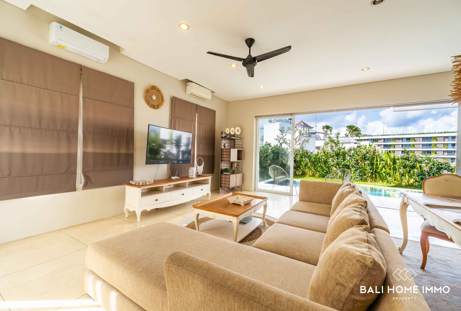 4 Bedroom Family Villa for Rent in Bali Canggu Berawa view 5