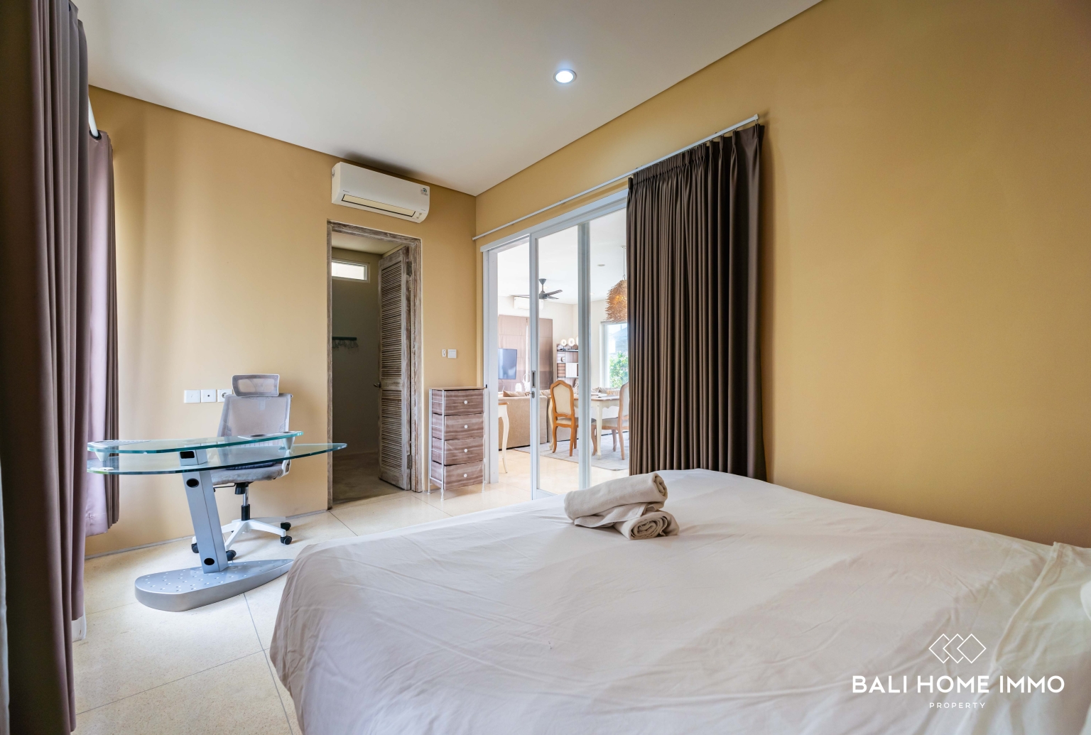 4 Bedroom Family Villa for Rent in Bali Canggu Berawa view 20