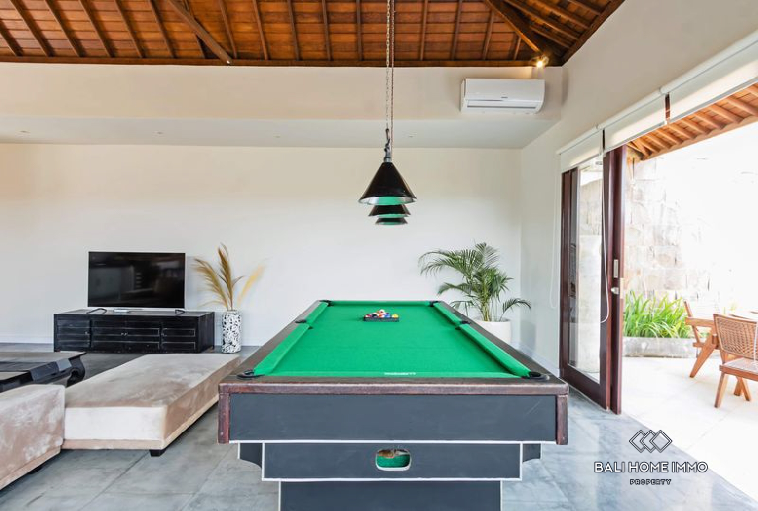 Villa familiale de 4 chambres à louer à Canggu Berawa view 4
