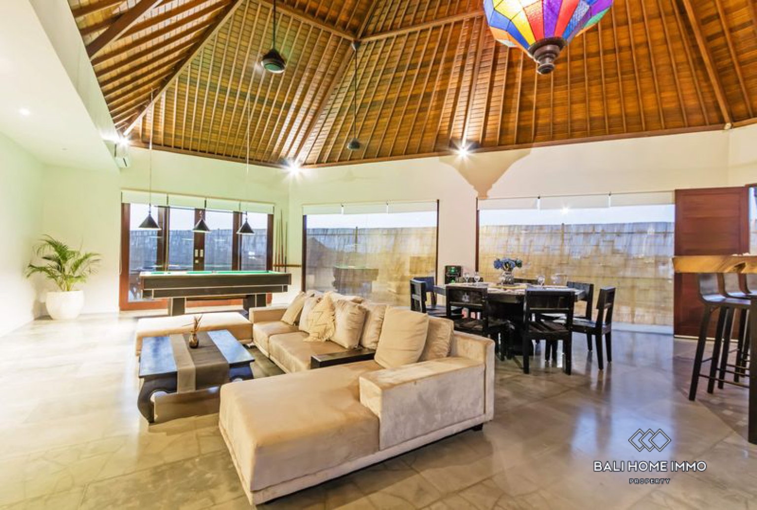Villa familiale de 4 chambres à louer à Canggu Berawa view 3