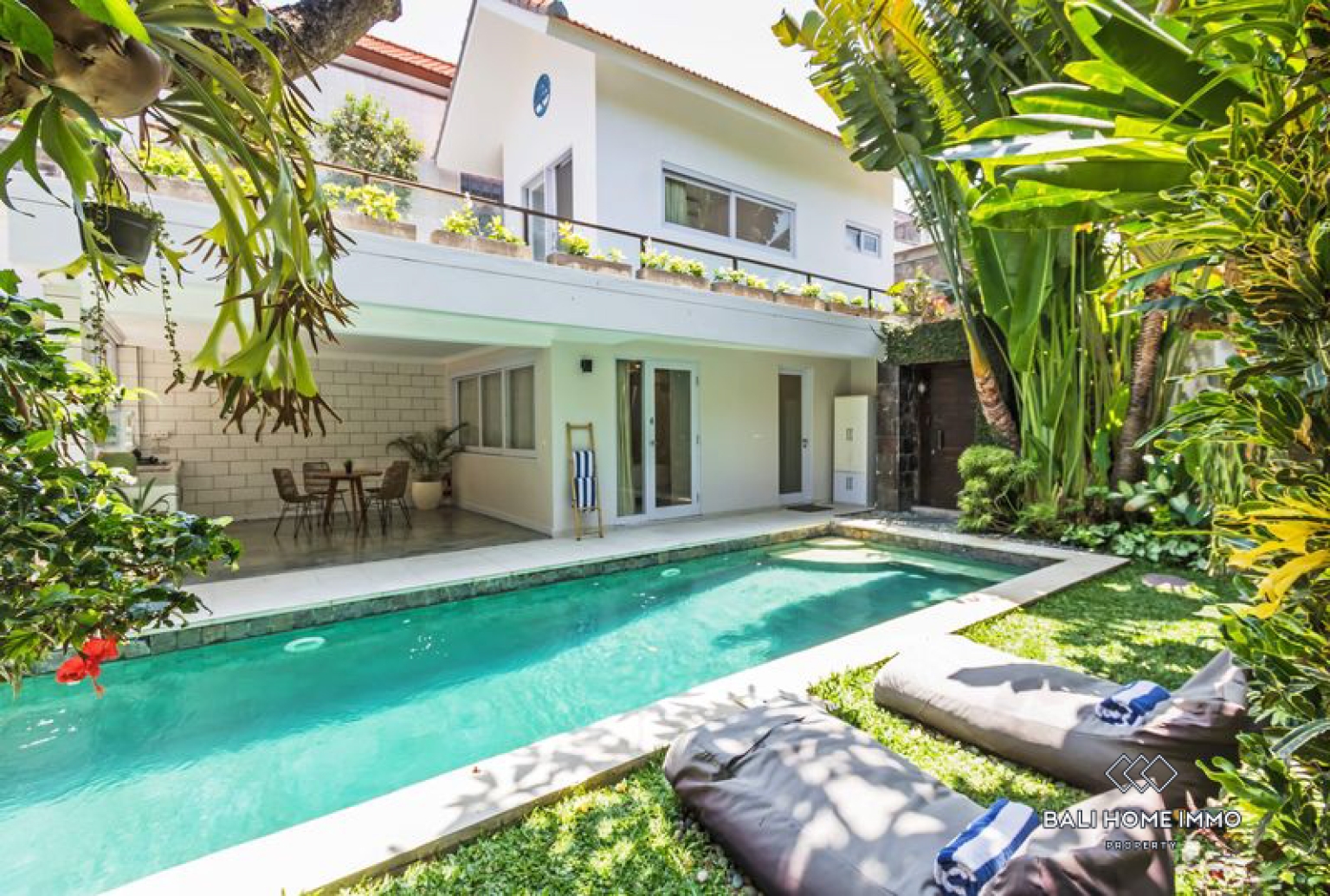 Villa familiale de 4 chambres à louer à Canggu Berawa view 17