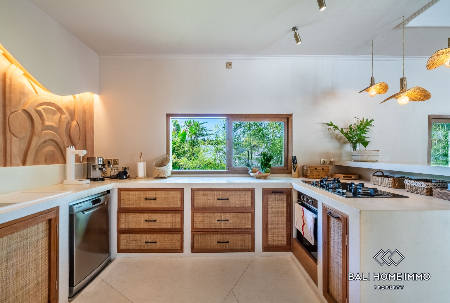 4 Bedroom Family Villa for Rent in Umalas view 9