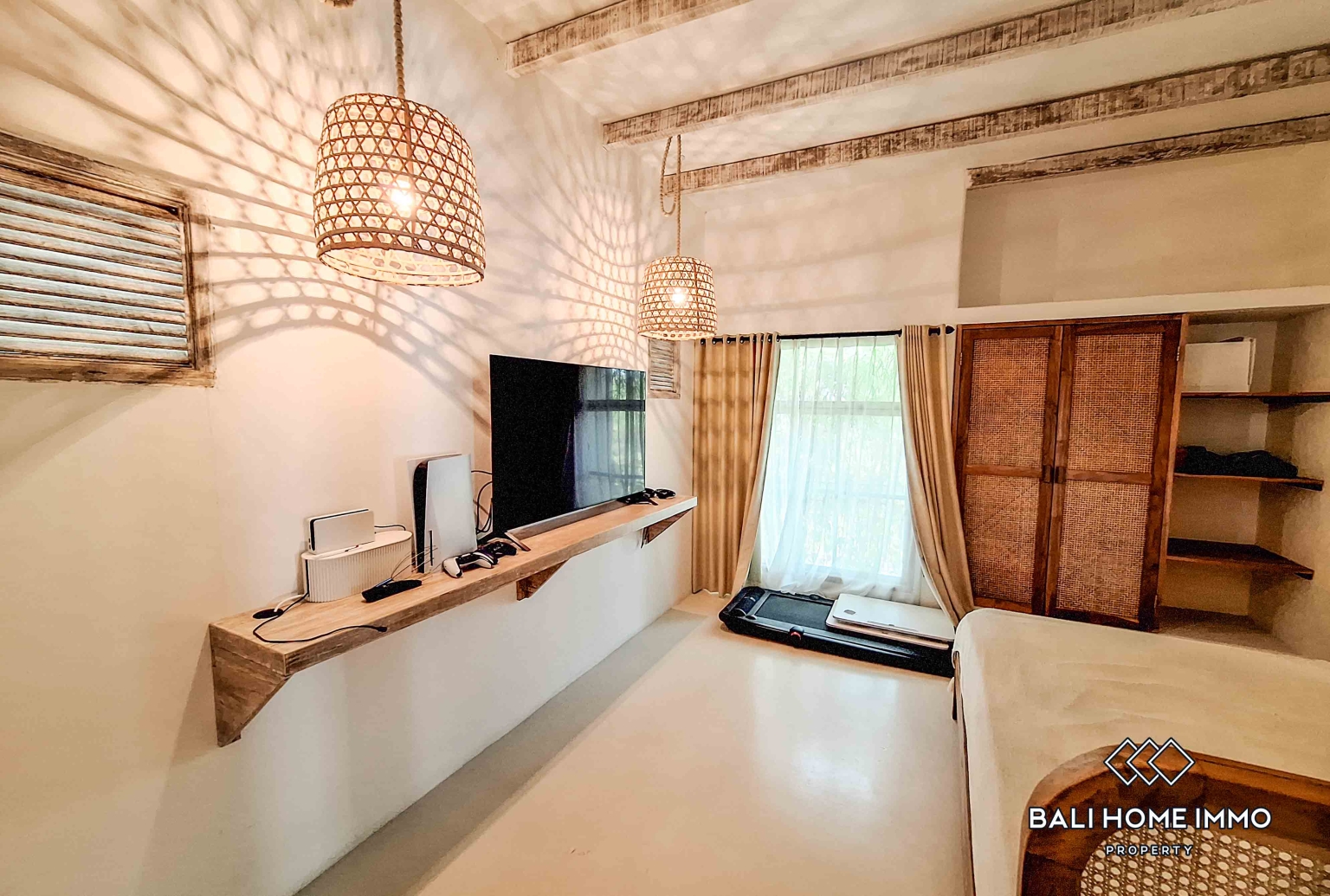 4 Bedroom Family Villa for Rent in Umalas view 11