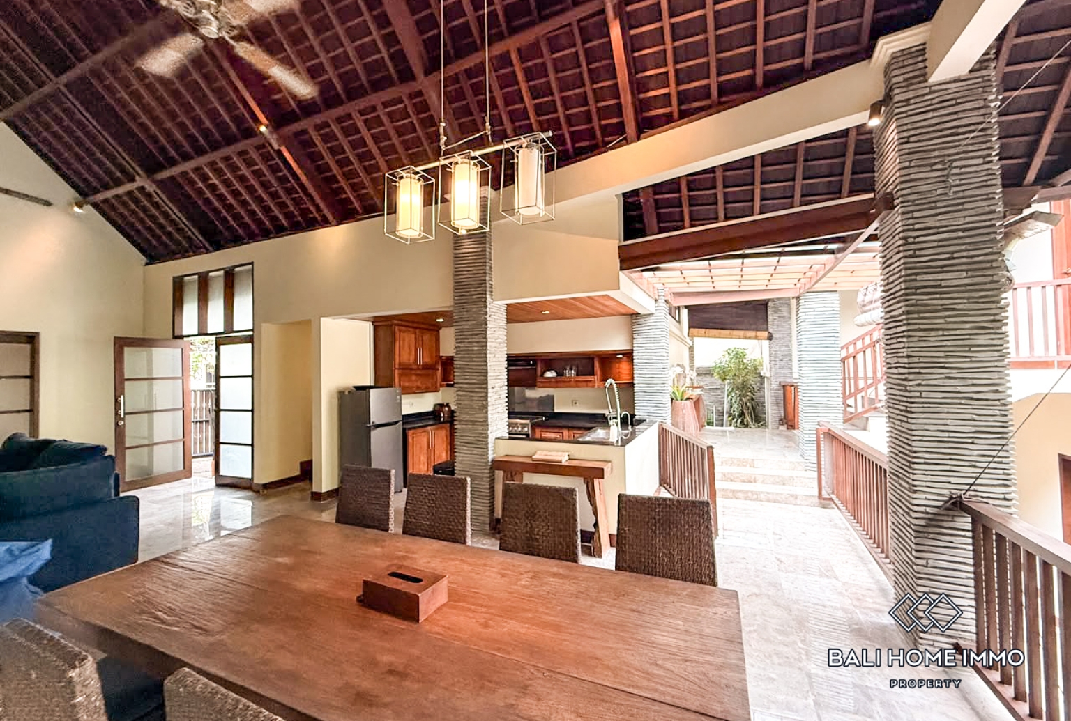 Villa Keluarga 4 Kamar untuk Disewa di Umalas view 6