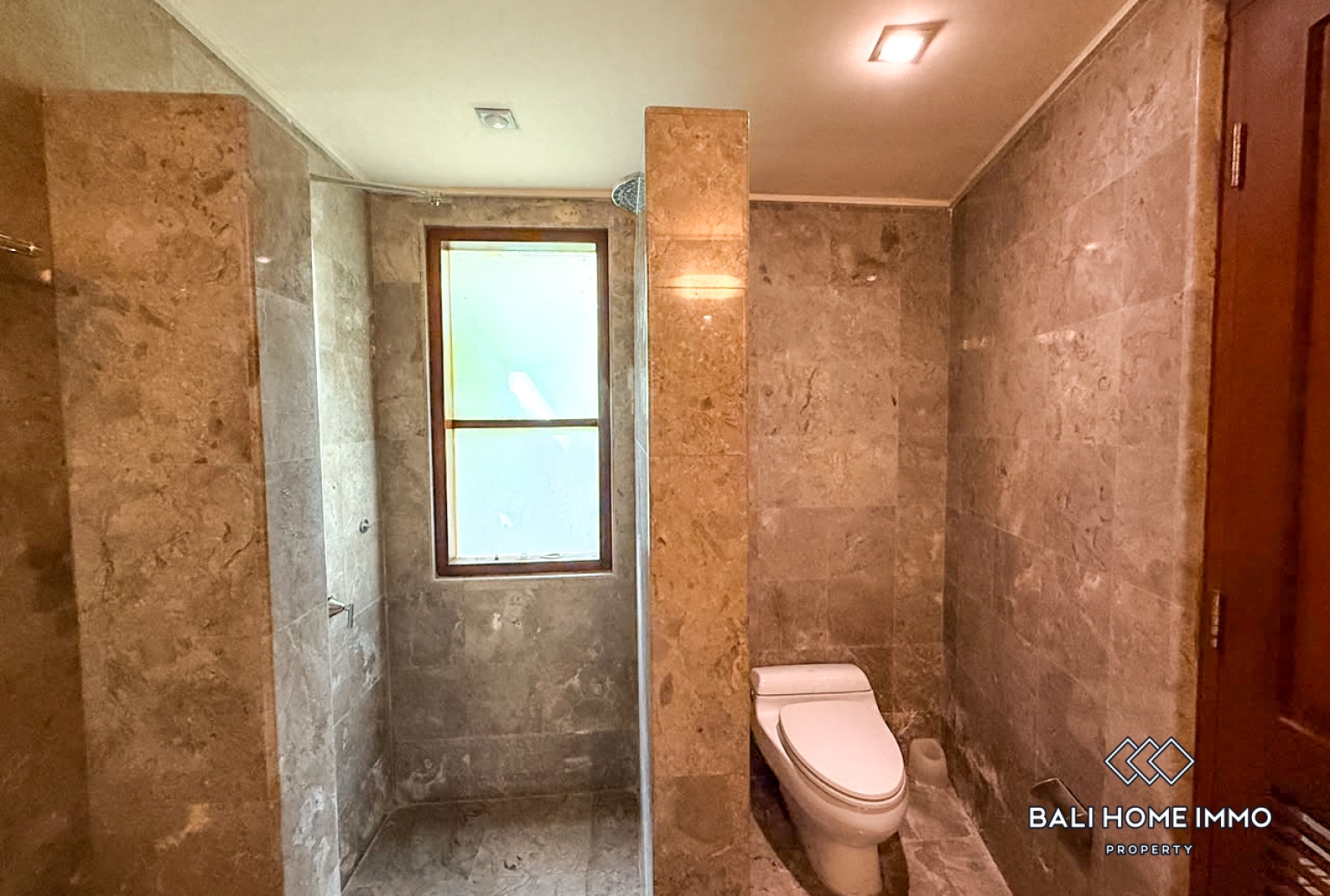 Villa Keluarga 4 Kamar untuk Disewa di Umalas view 16