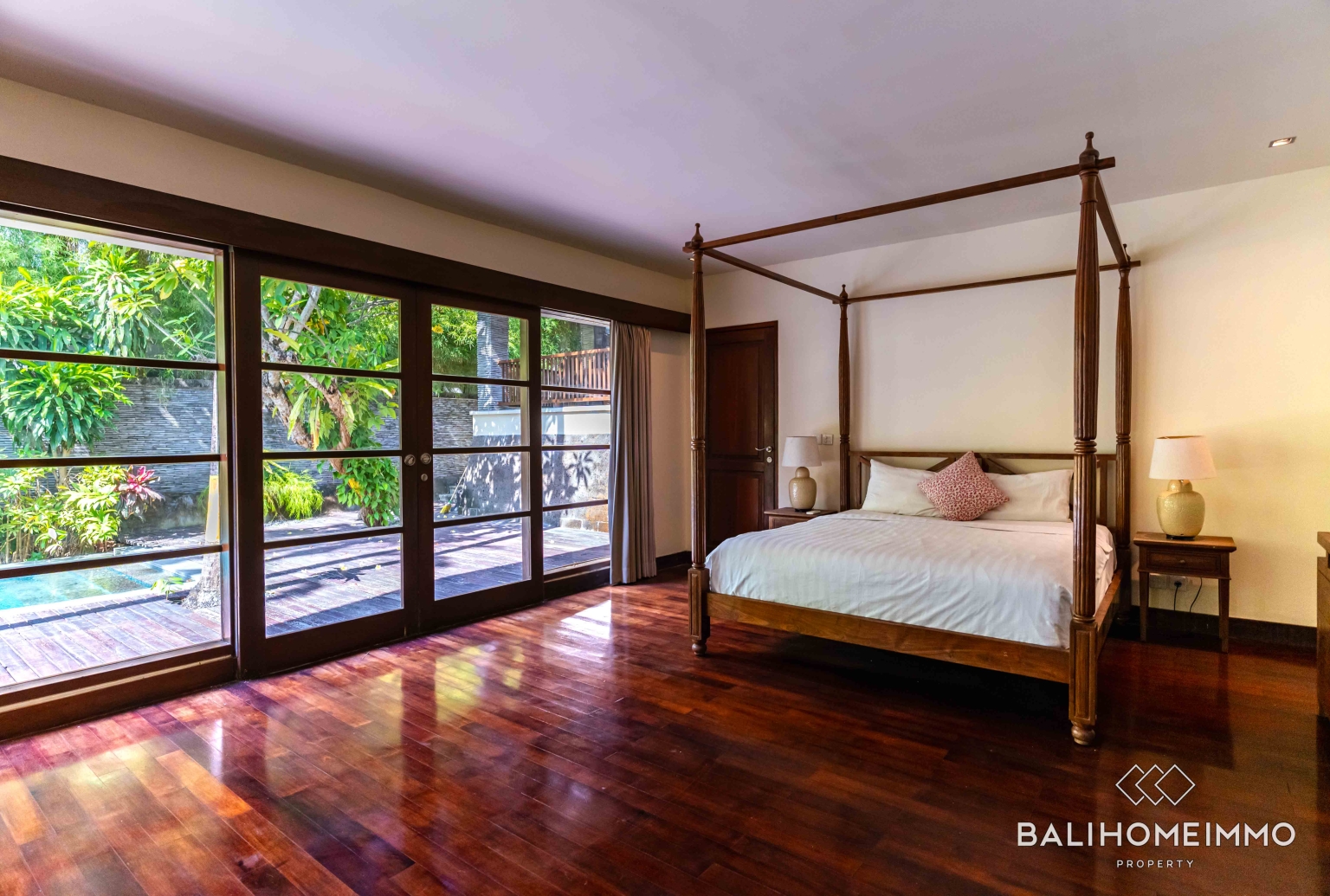 4 Bedroom Family Villa for Rent in Umalas view 8