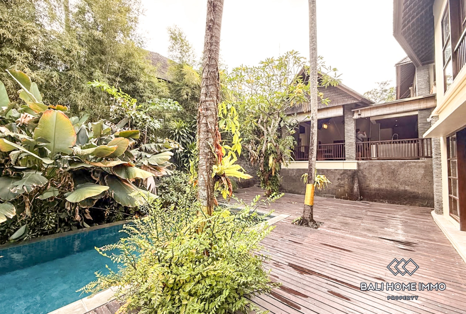 Villa Keluarga 4 Kamar untuk Disewa di Umalas view 23