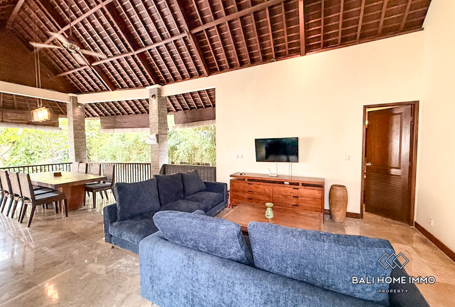 Villa Keluarga 4 Kamar untuk Disewa di Umalas view 4