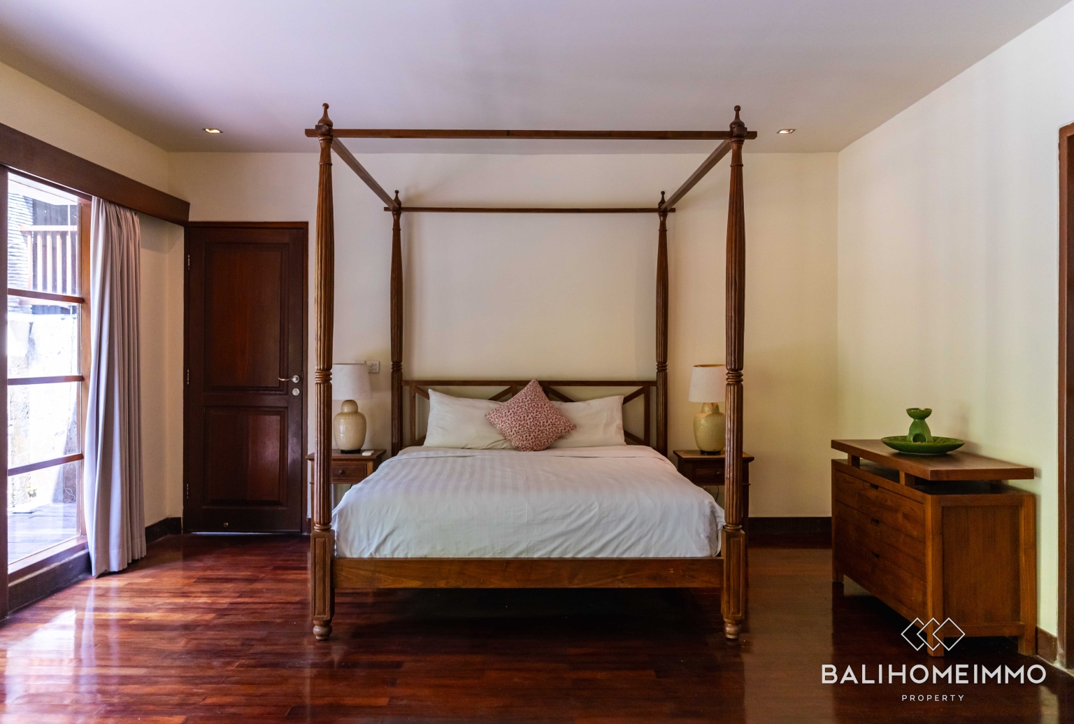 4 Bedroom Family Villa for Rent in Umalas view 9