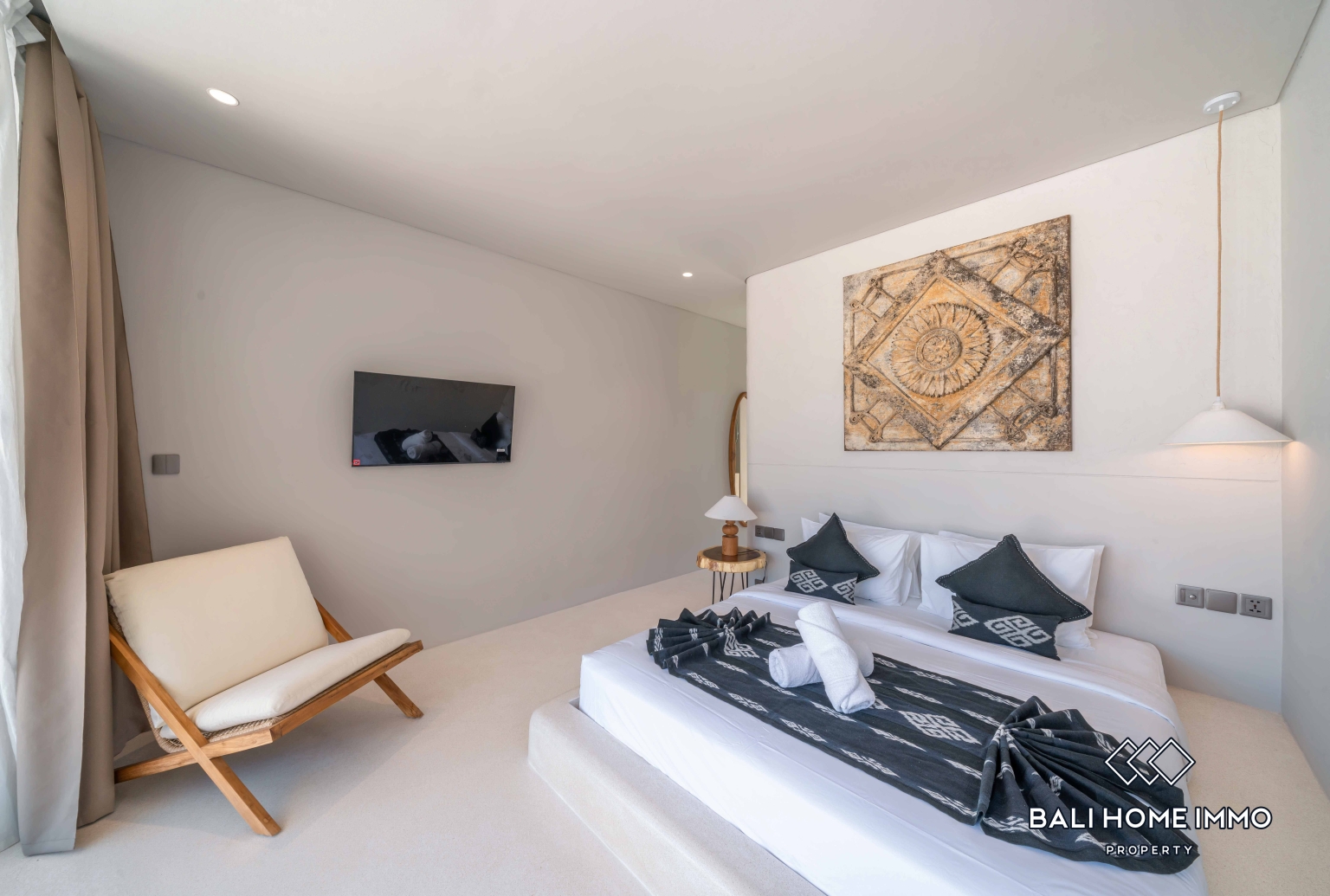 3 Bedroom Modern Tropical Villa for Sale in Canggu Berawa view 15