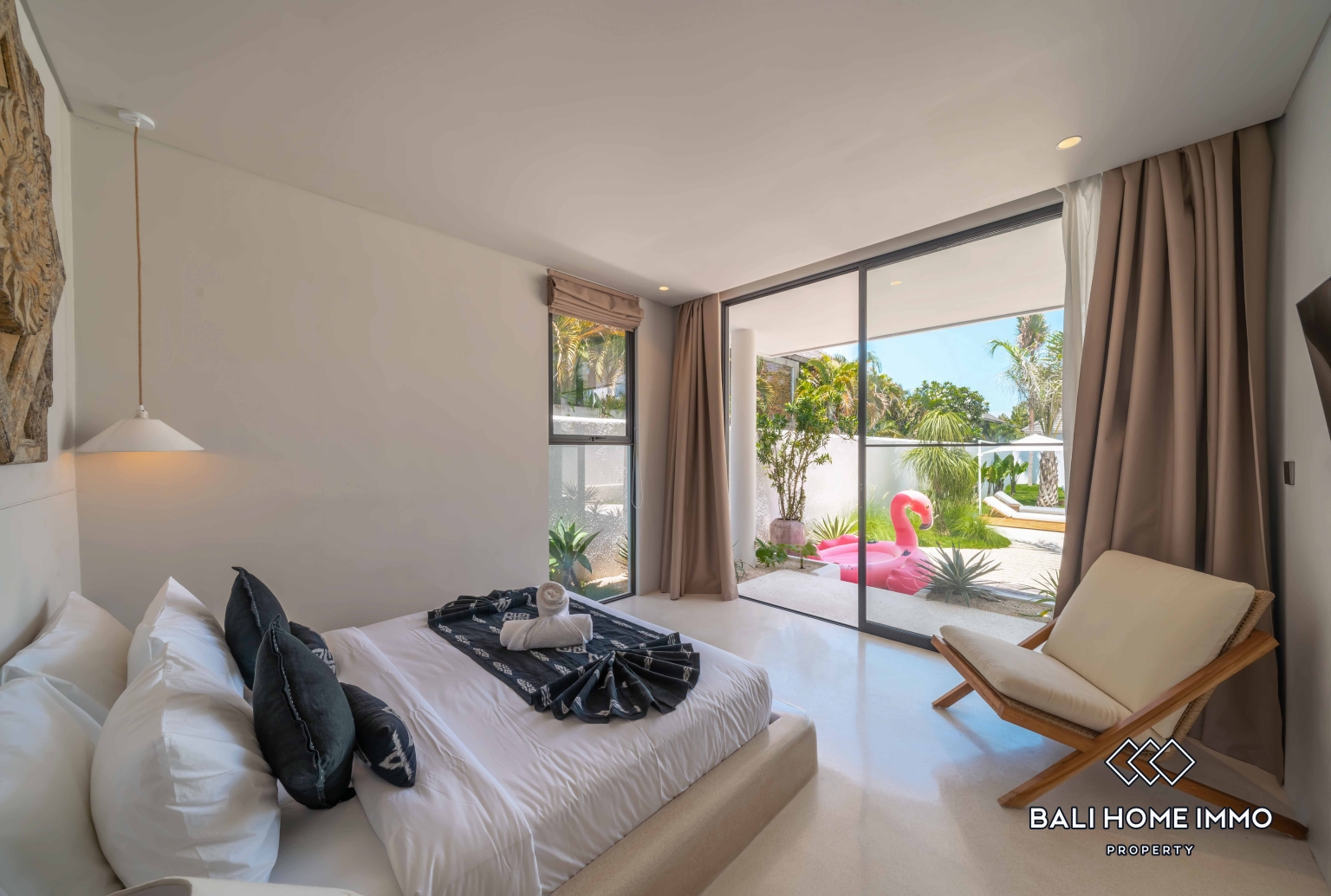 3 Bedroom Modern Tropical Villa for Sale in Canggu Berawa view 16