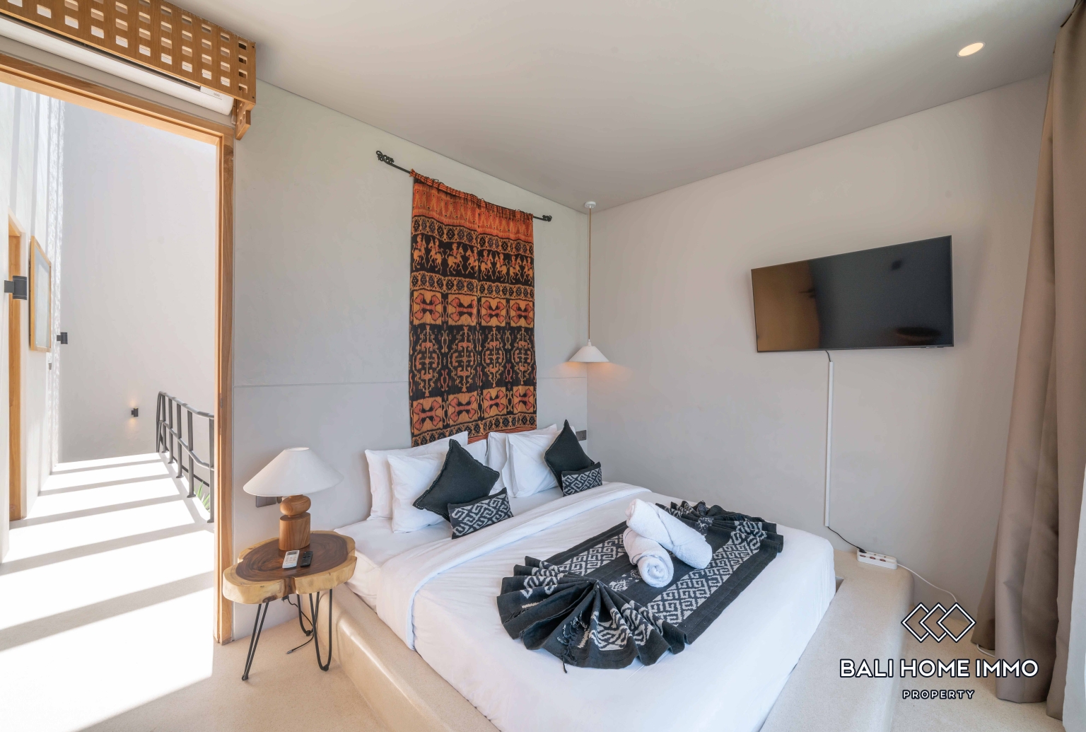 3 Bedroom Modern Tropical Villa for Sale in Canggu Berawa view 13