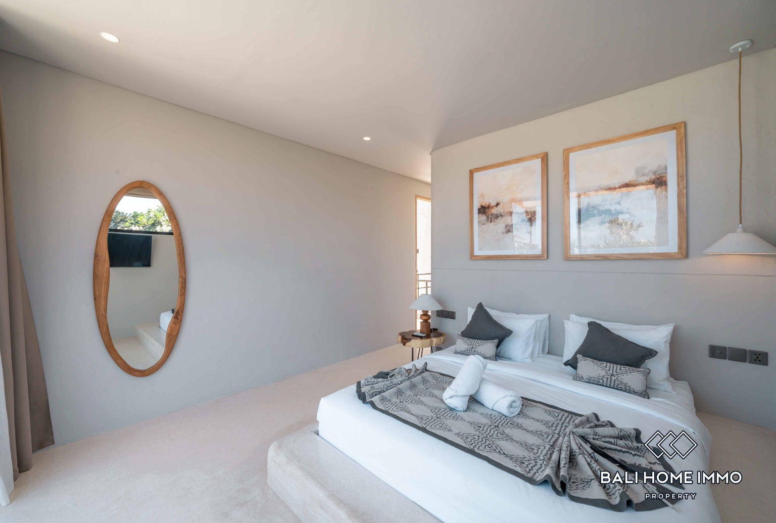 3 Bedroom Modern Tropical Villa for Sale in Canggu Berawa view 11