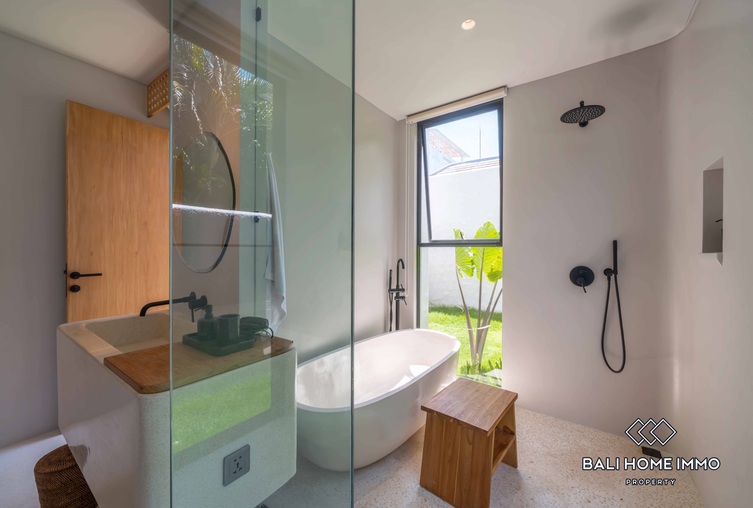 3 Bedroom Modern Tropical Villa for Sale in Canggu Berawa view 23