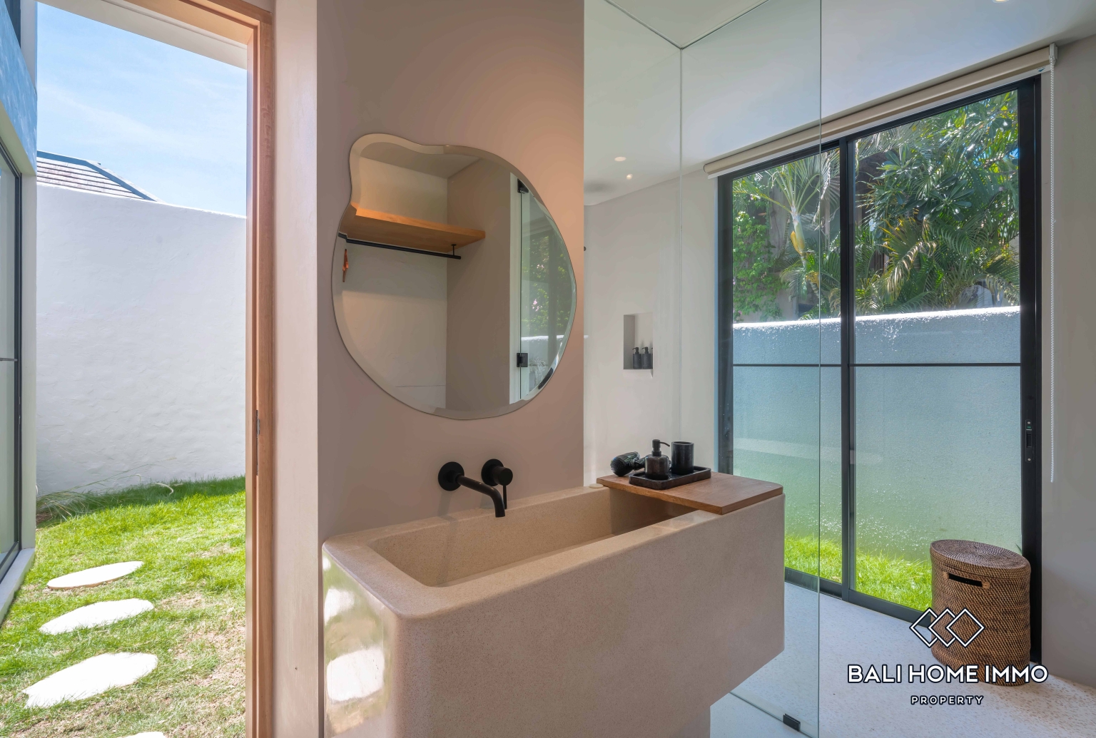 3 Bedroom Modern Tropical Villa for Sale in Canggu Berawa view 22