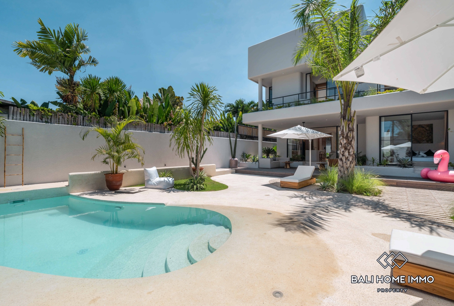 3 Bedroom Modern Tropical Villa for Sale in Canggu Berawa view 29