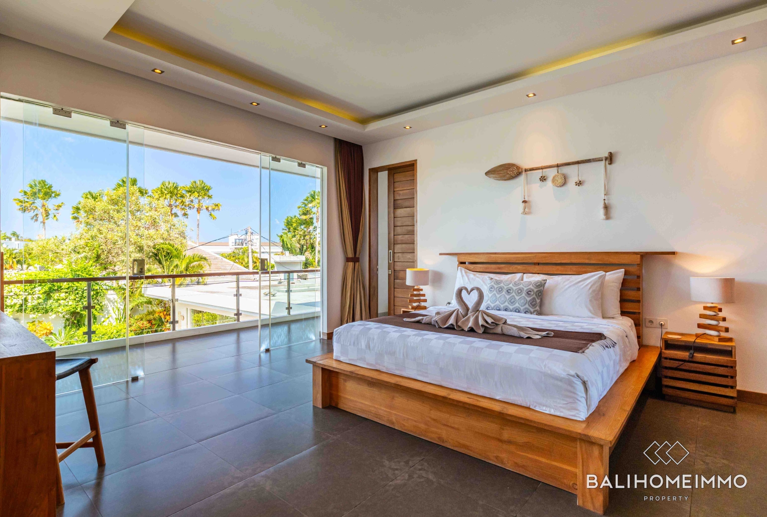 Modern 4 + 1 Bedroom Villa for Rental Near Berawa Beach view 19