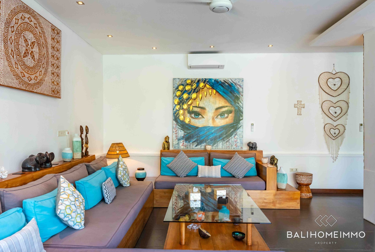 Modern 4 + 1 Bedroom Villa for Rental Near Berawa Beach view 4