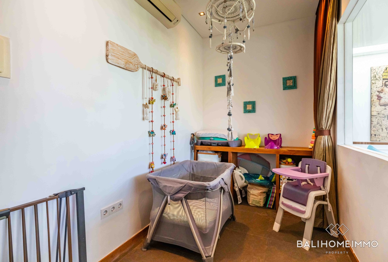 Modern 4 + 1 Bedroom Villa for Rental Near Berawa Beach view 24