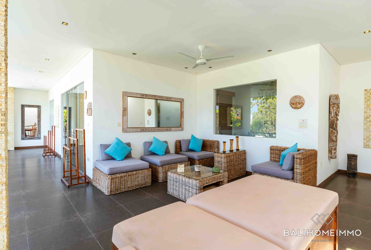 Modern 4 + 1 Bedroom Villa for Rental Near Berawa Beach view 12