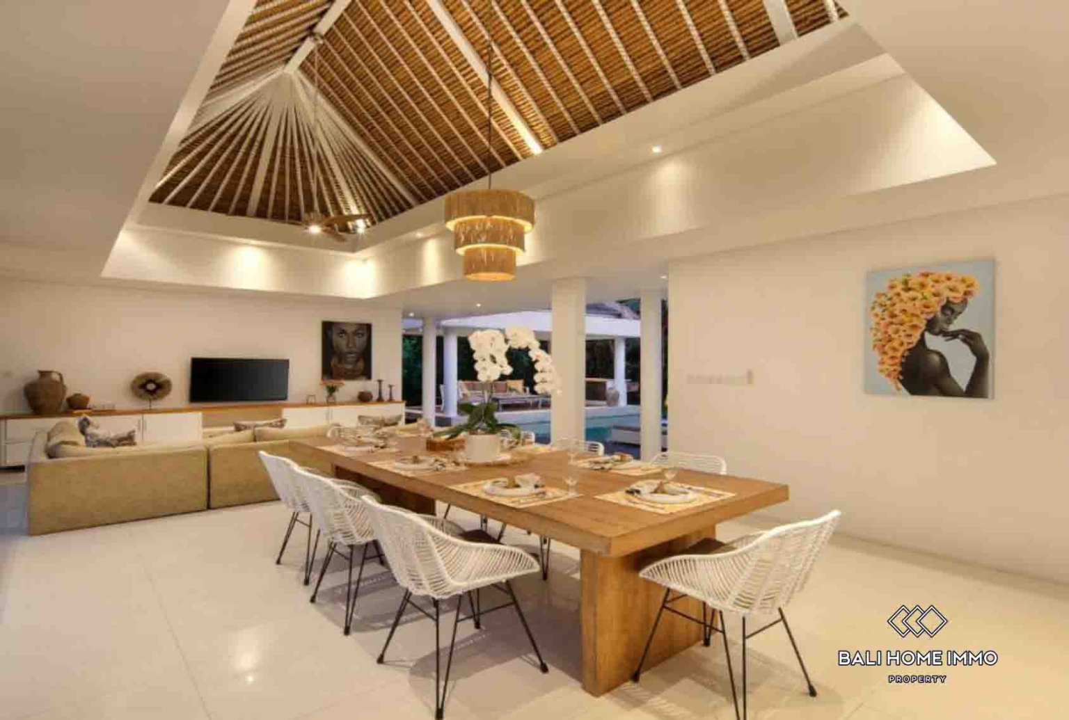 4 Bedroom Villa for Sale and Rental in Bali Pererenan North Side view 10