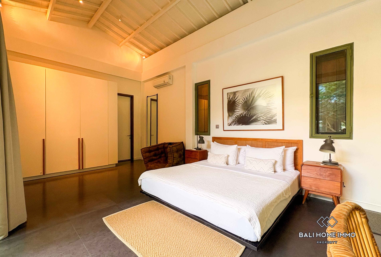 VILA 4 KAMAR TIDUR DIJUAL HAK MILIK DI BALI TUMBAK BAYUH view 10
