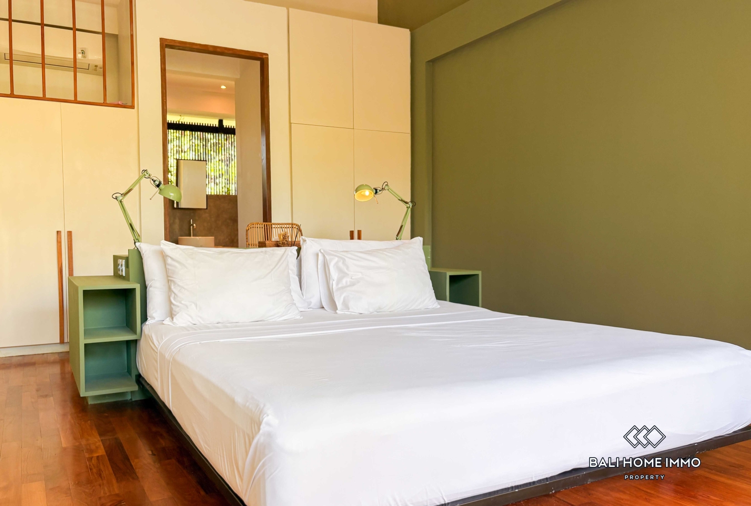 VILA 4 KAMAR TIDUR DIJUAL HAK MILIK DI BALI TUMBAK BAYUH view 11