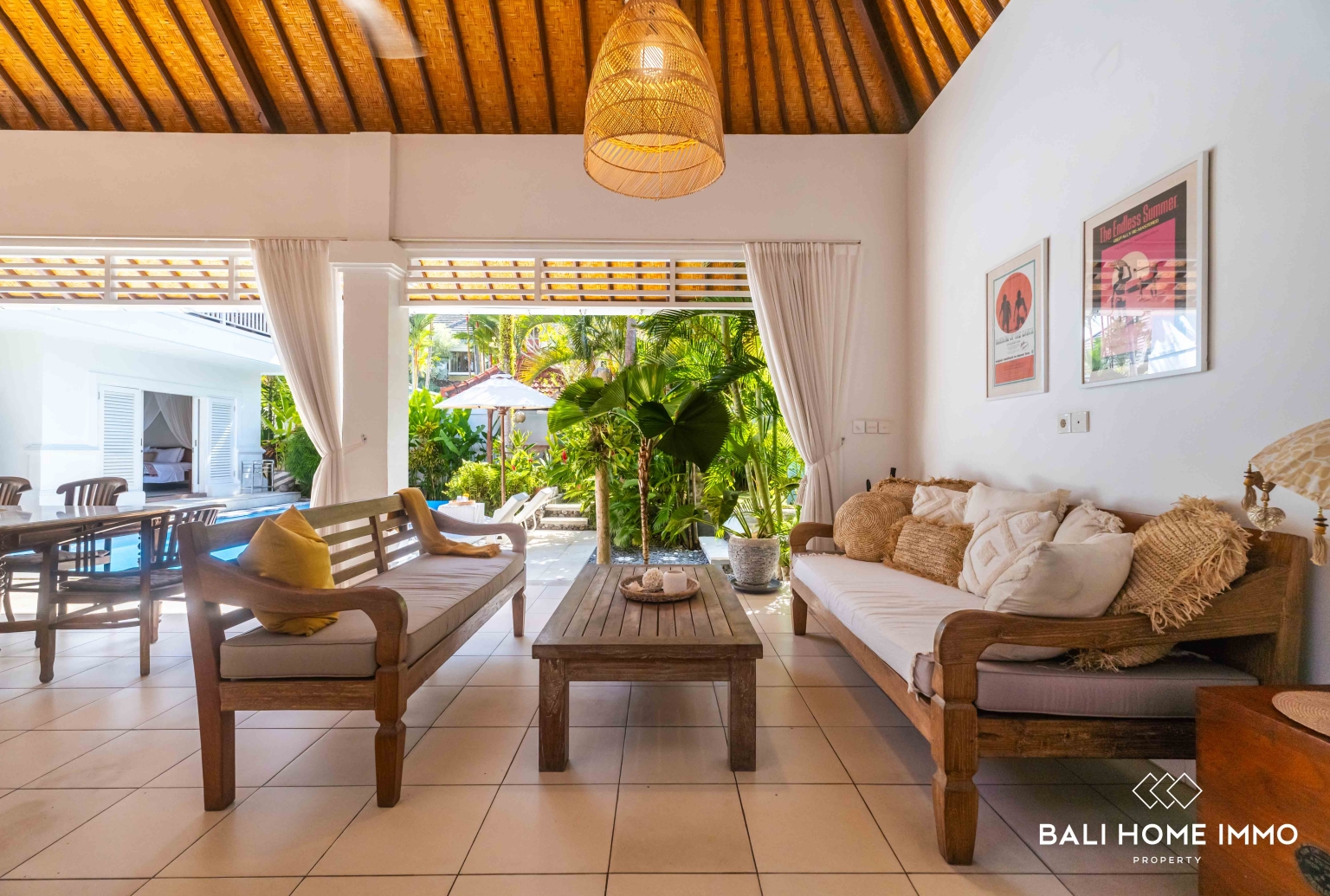 Villa 4 kamar dijual di Canggu Berawa view 5